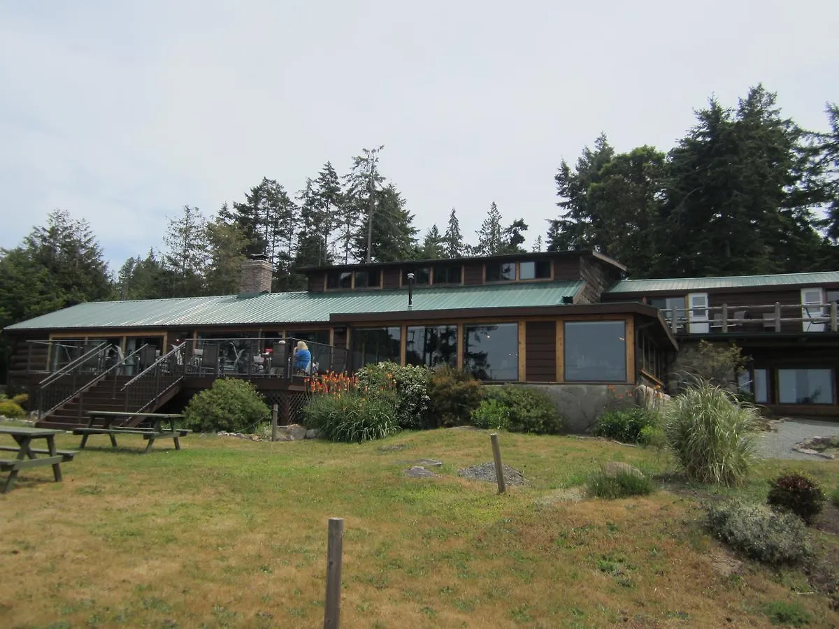 The Surf Lodge And Pub Gabriola Canada
